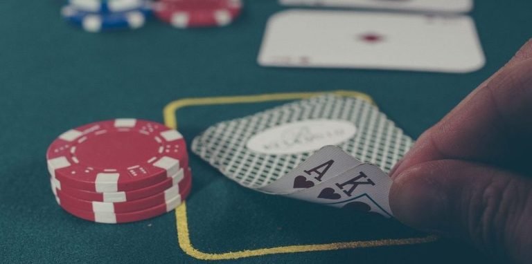 Baccarat Live Table MMK ငွေဖြင့် ကစားရန်